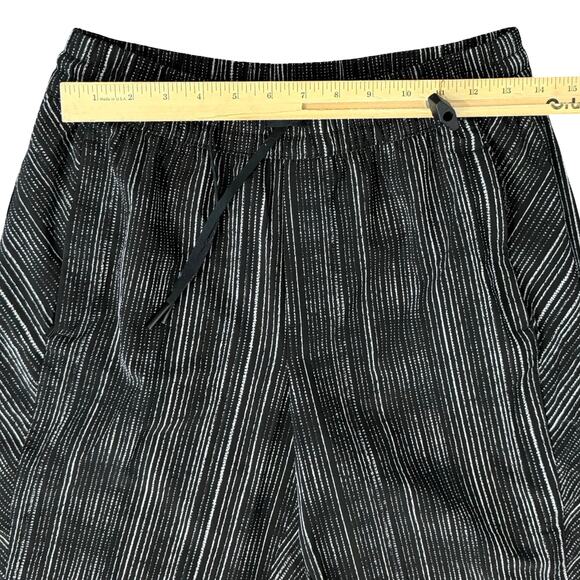 Athleta Black White Amara Stripe Arrival Ankle Pull On Pants Size 4 P Petite - Picture 9 of 13
